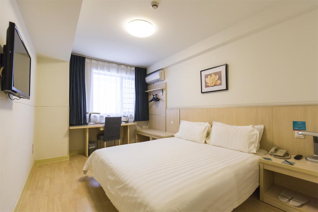 Jinjiang Inn Changsha Wuyi Square Metro Station Ifc Экстерьер фото